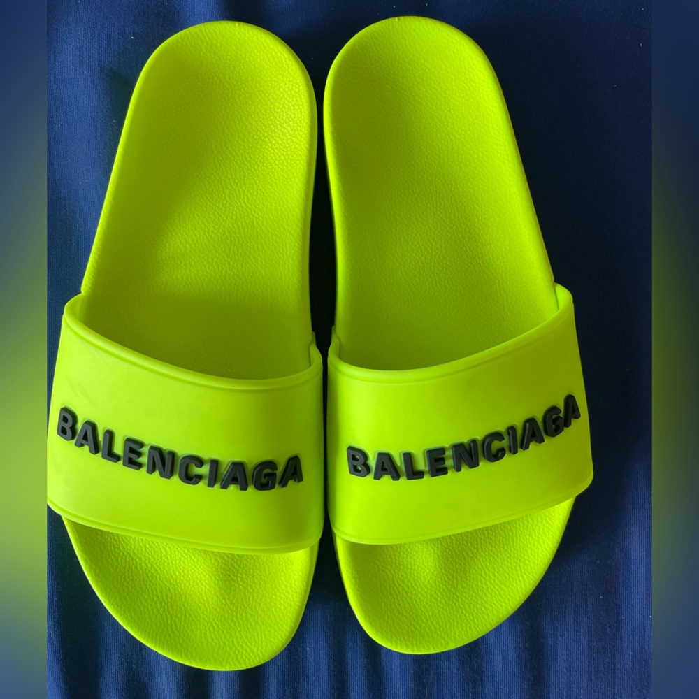 Balenciaga women 3D Pool Slides